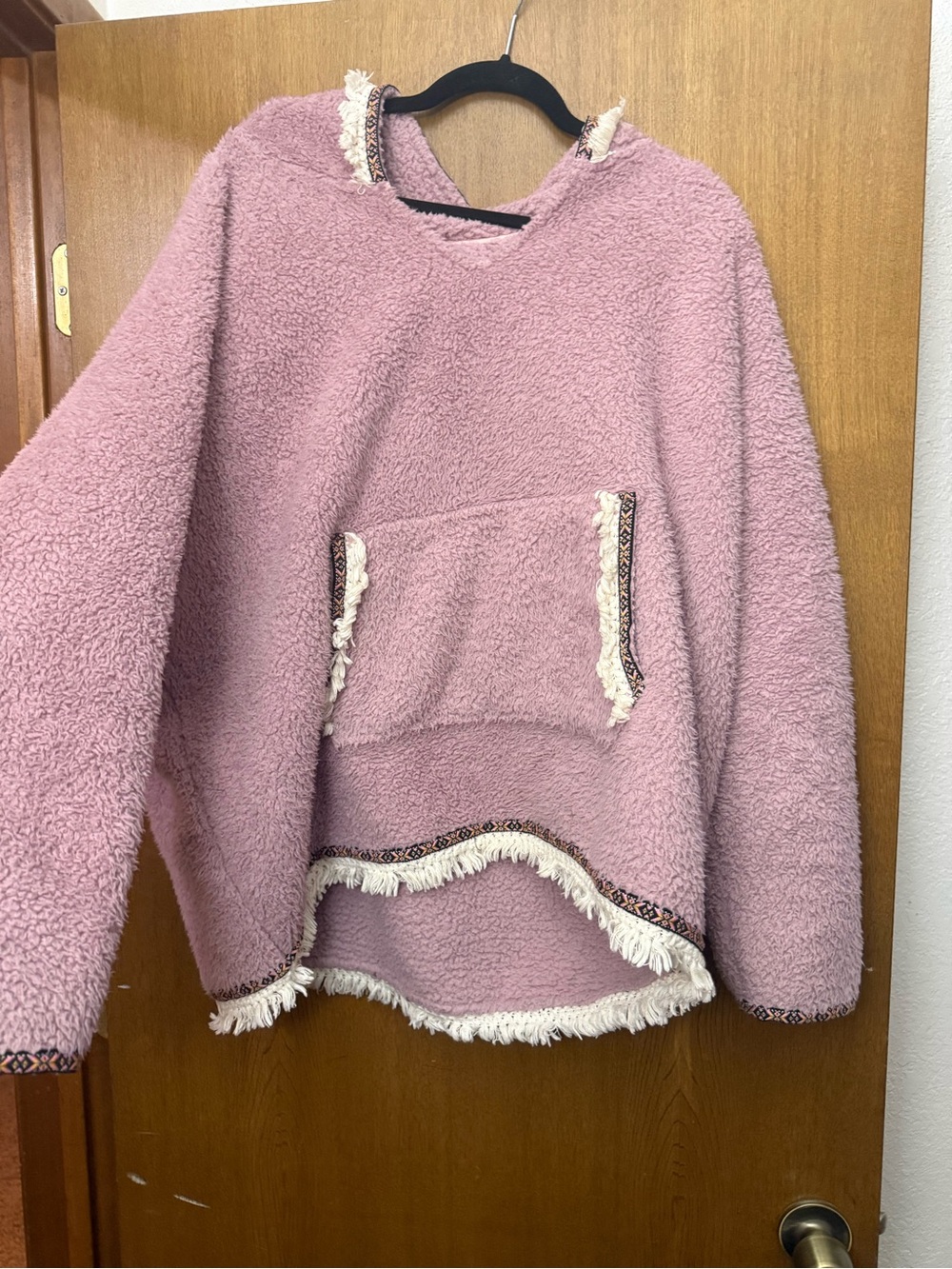 Natural Life Sherpa
Pullover Hoodie with Pocket OS
One Size Pink Mauve
